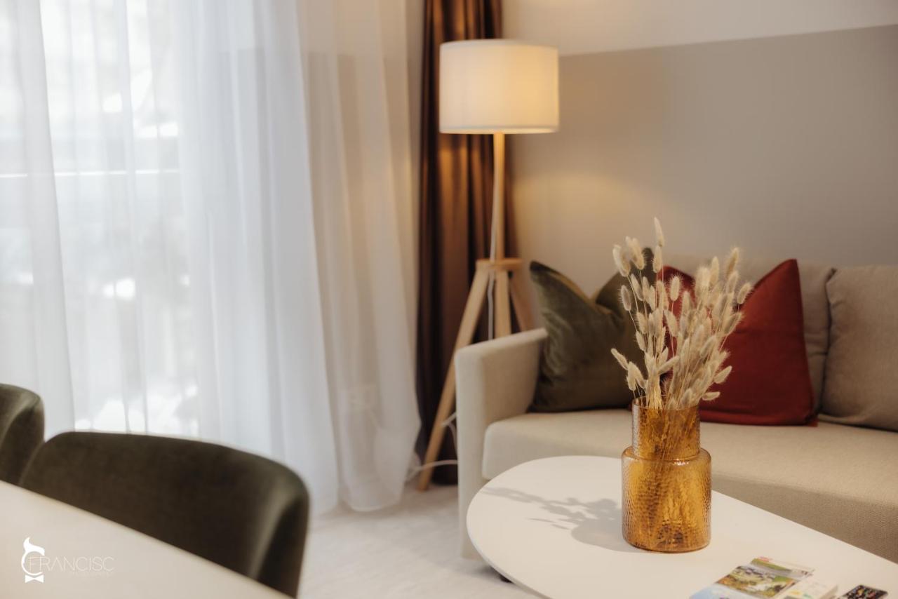 Zen Garden Apartments Cluj-Napoca Eksteriør bilde