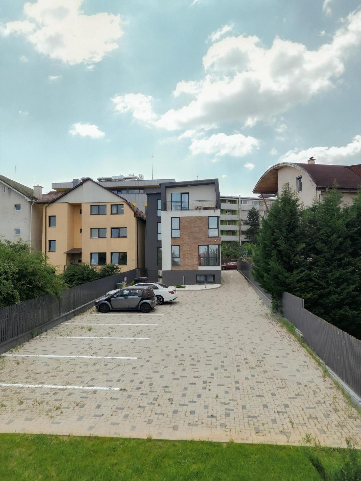Zen Garden Apartments Cluj-Napoca Eksteriør bilde